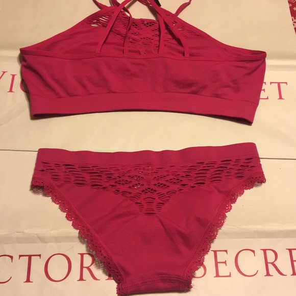 SOLD❌Victoria's Secret set - Picture 2 of 3